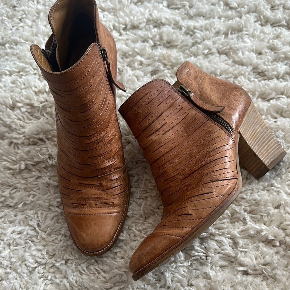Paul Green Tan Leather Ankle Booties